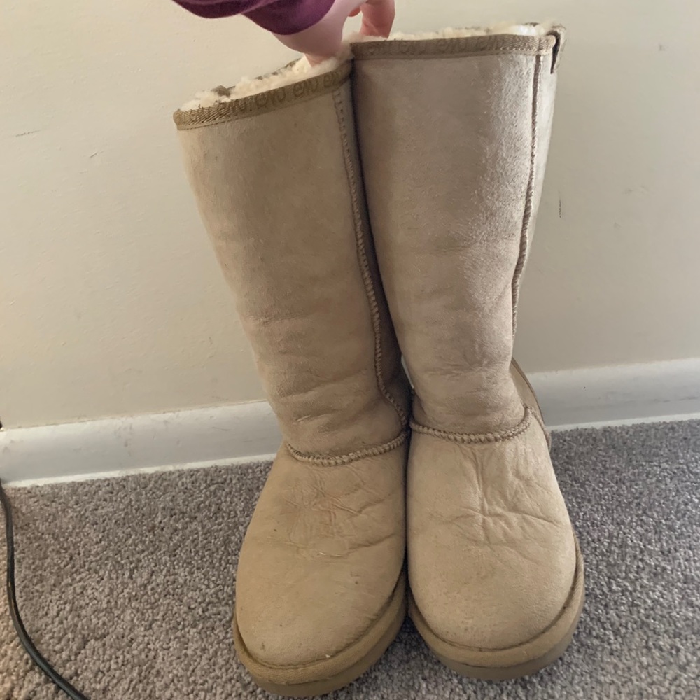 Emu snow boots
